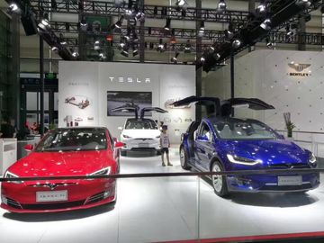 31 * la iluminación blanca ultra brillante de la etapa del teatro de 10W 7200k/llevó la luz auto de DMX para la exposición