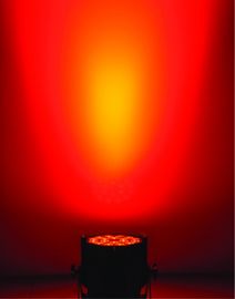 El IP impermeable Ip65 que valora la iluminación llevada disco de Dmx DJ, 6 en 1 par llevado 18pcs*10W puede encenderse con el enfoque