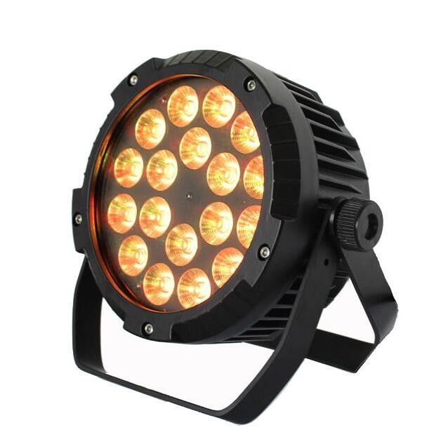 El par al aire libre/300 vatios de IP20 RGBWA 5 In1 LED llevó luces principales móviles