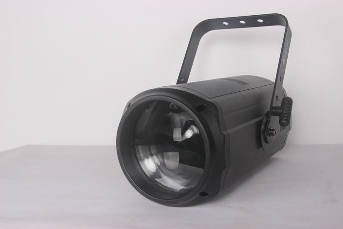 La luz del estudio del enfoque de la luz del par de la mazorca/el par llevado puede efectuar luces 1 × 150W