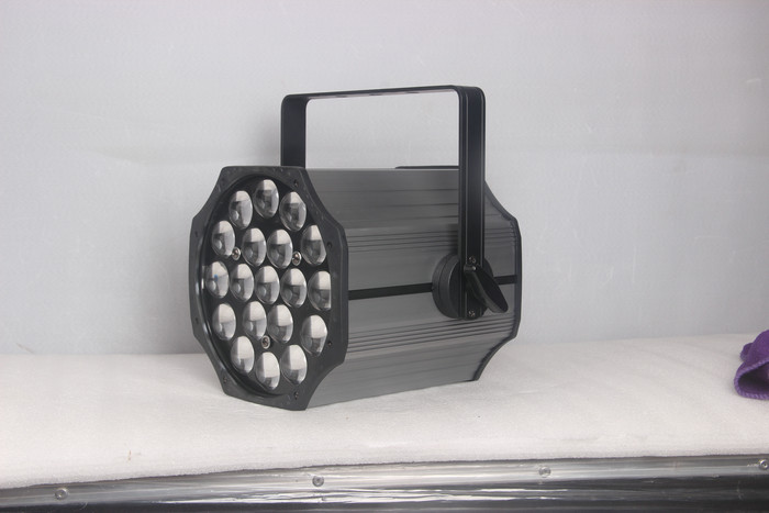 Uso al aire libre automotor de los acontecimientos del entretenimiento del par del LED con el conductor actual constante